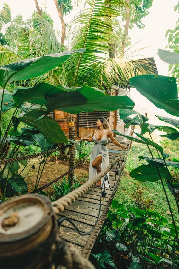 卡朗阿森Bird Hills Bamboo House别墅 外观 照片